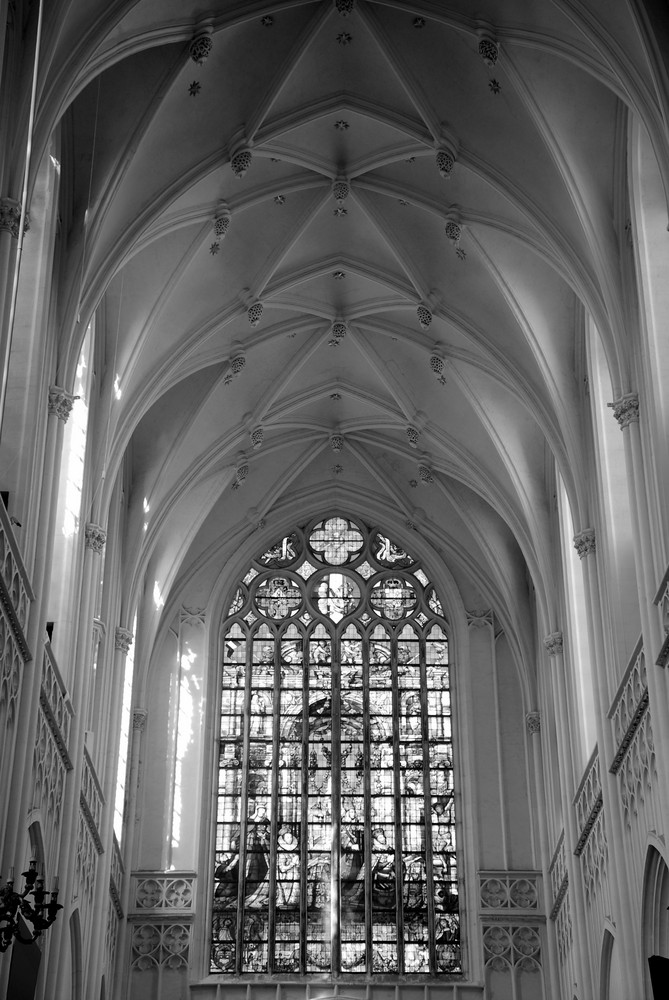 Inside Onze Lieve Vrouw Kathedrale