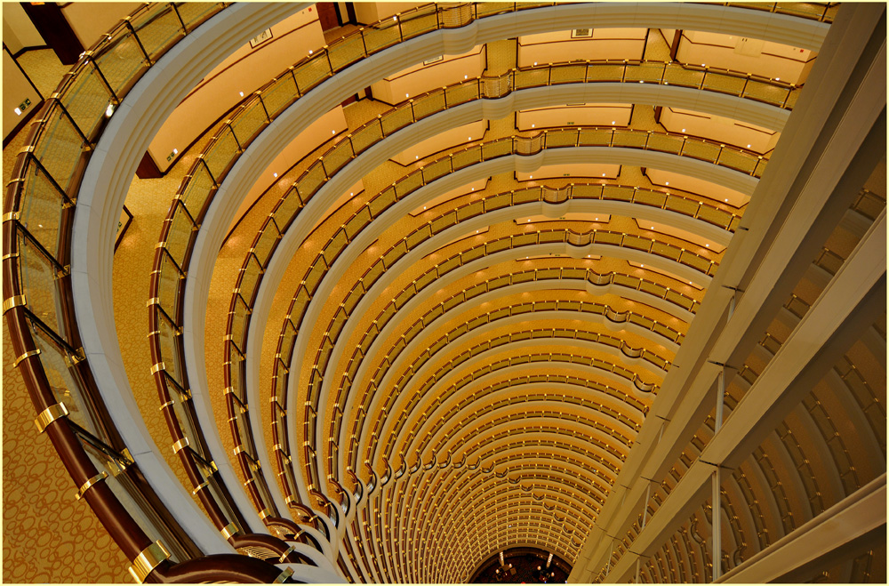 Inside Shanghai Hyatt, IIId