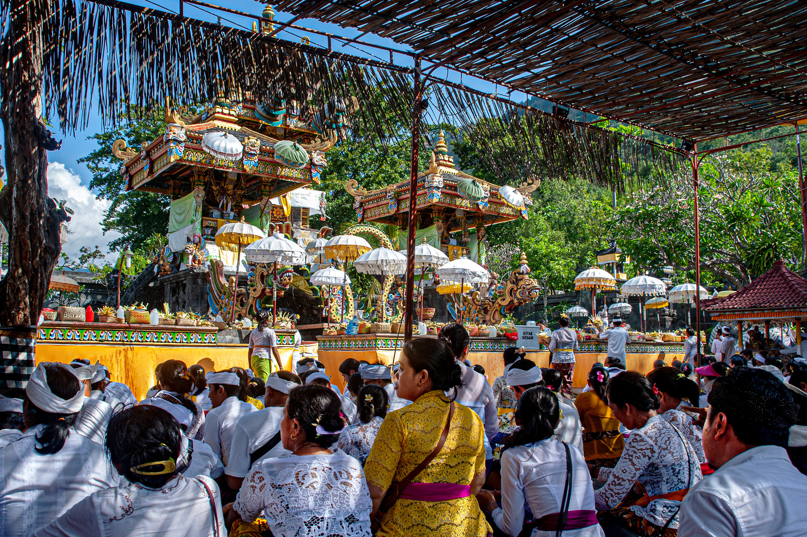 Inside the holy yard in Pura Melanting