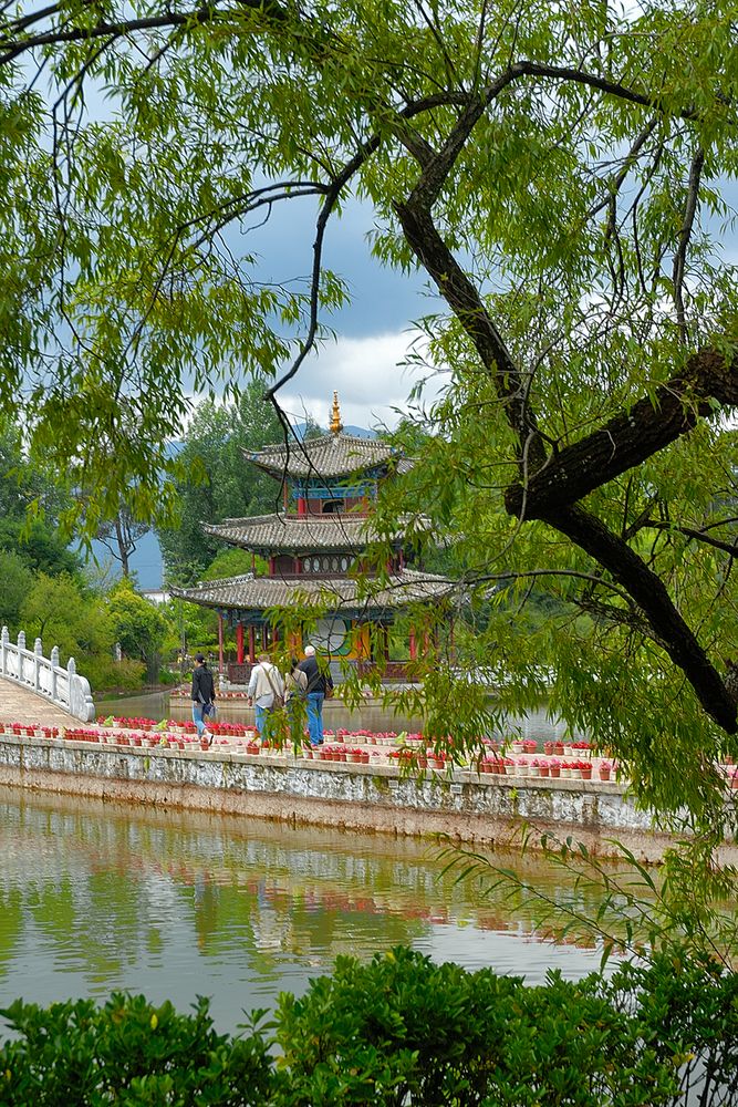 Inside the park of Yu Quan Gong Yuan