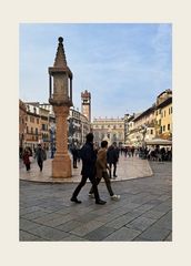 INsolita Piazza Erbe a Verona!!