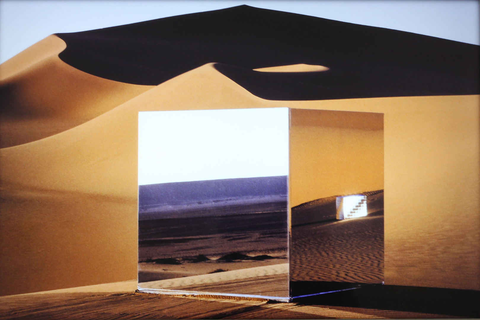 Installation 2 in der Wüste von Heinz Mack, Burda-Museum