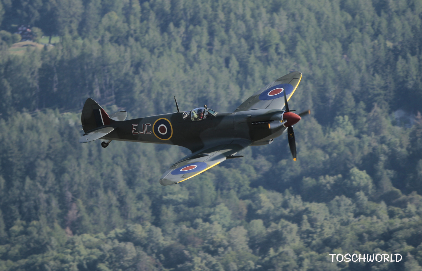 Int. Airshow 2011 in Sion/Schweiz: Spitfire