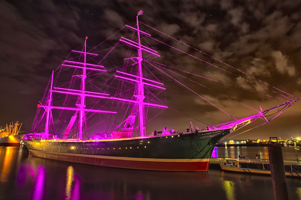 Int. Mädchentag in HH - Ricker Rickmers im Hafen