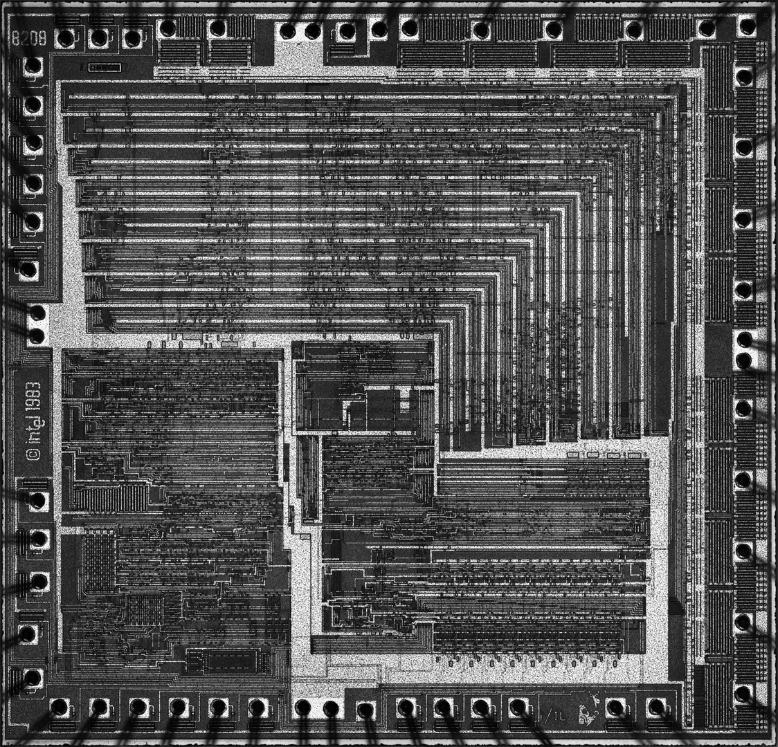 Intel C8208 DRAM Controller