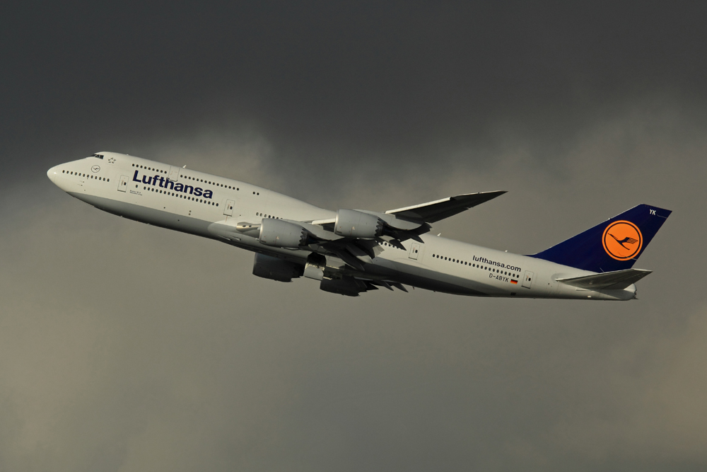 Intercontinental 747-8