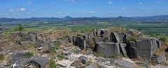 Interessant sind sie für mich alle. die Blicke über die Kante von der Hasenburg (Hazmburk)...