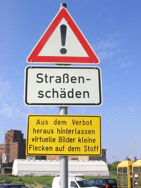 Interessantes Strassenschild