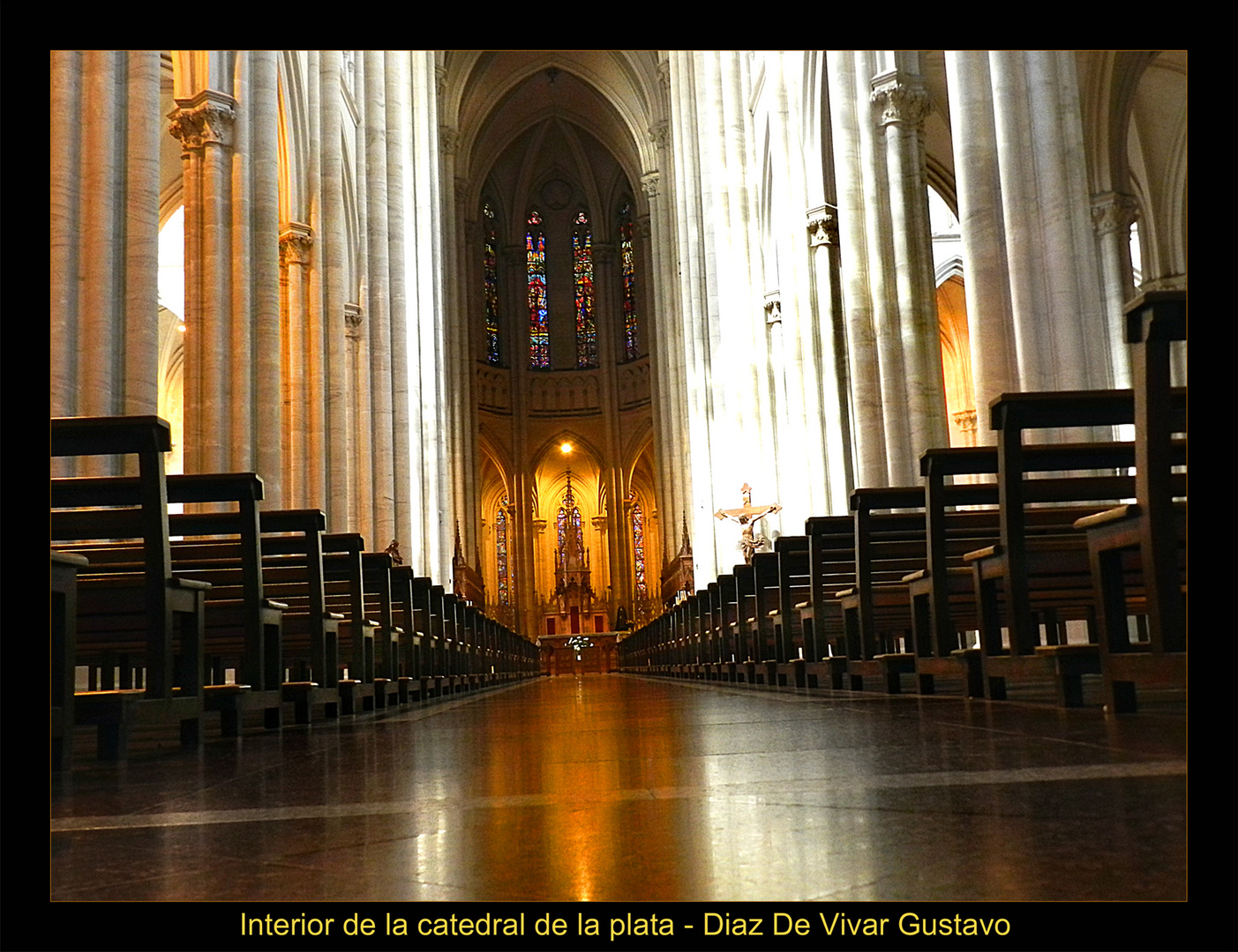 Interior de la catedral de la plata