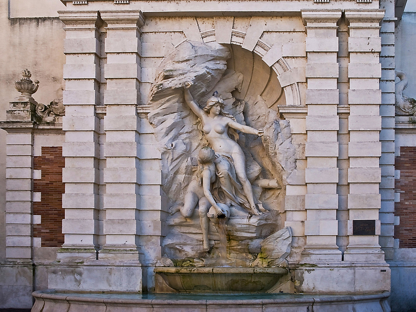 Intermède dans le Sud-Ouest 9  --  Fontaine Ariège-Garonne, Toulouse