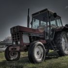 International 844-S Traktor