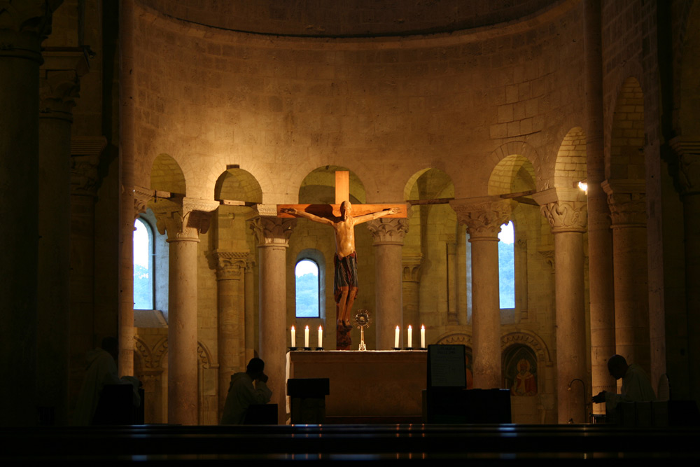 Interno Abbazia S.Antimo