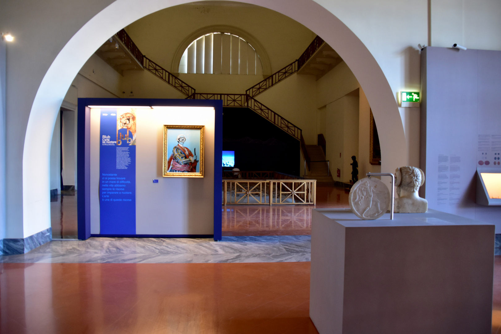 INTERNO MUSEO ARCHEOLOGICO DI NAPOLI