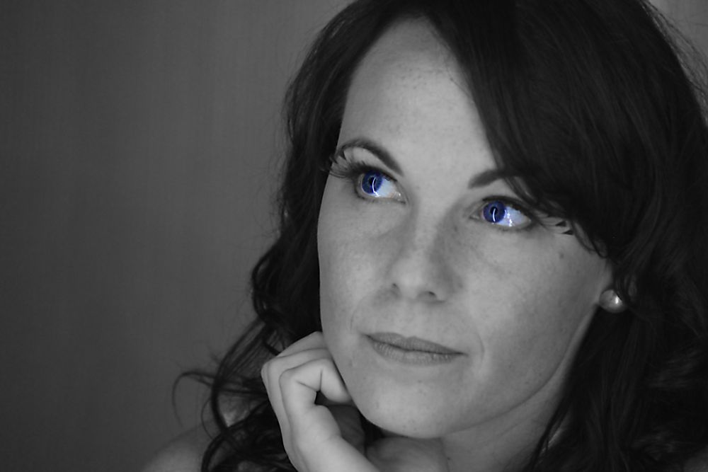 into the blue Foto & Bild portrait, portrait frauen, studio Bilder