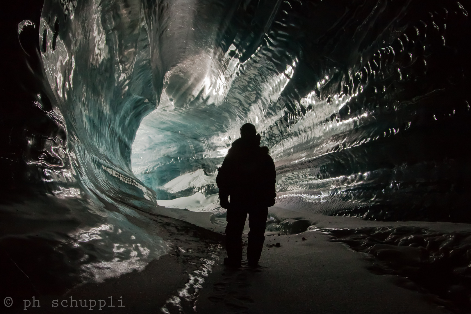 Into the light - Ice cave Paulabreen / Svalbard