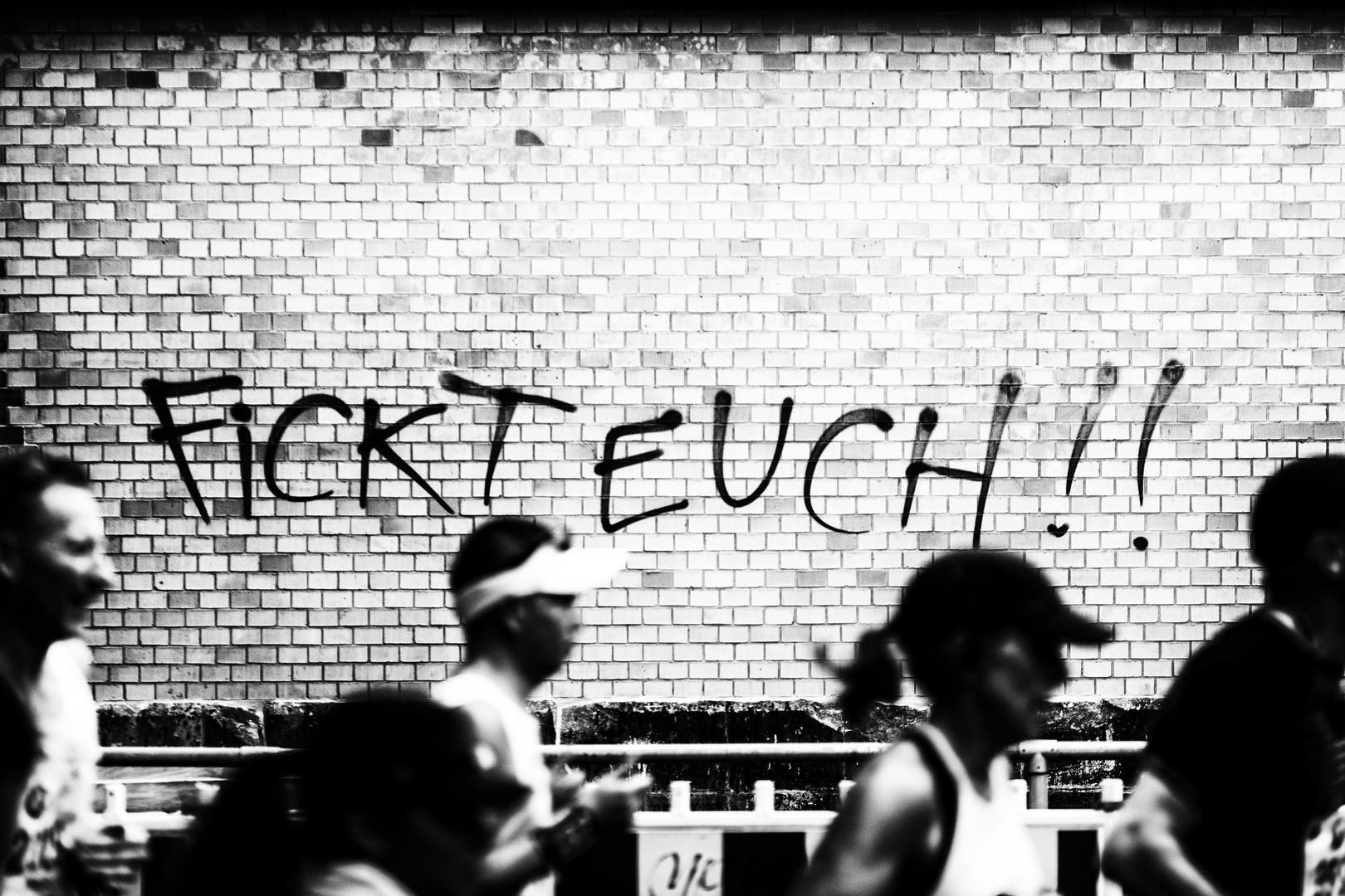 Intoleranzen ... . Foto & Bild | street, outdoor, berlin Bilder auf ...