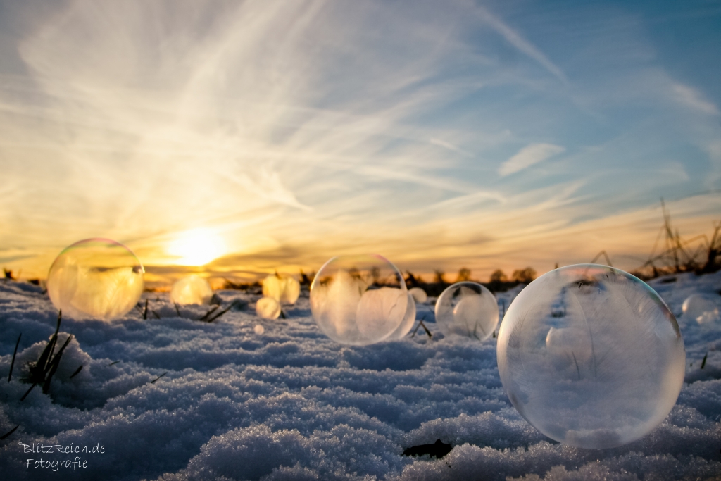 Invasion der gefrorenen Seifenblasen