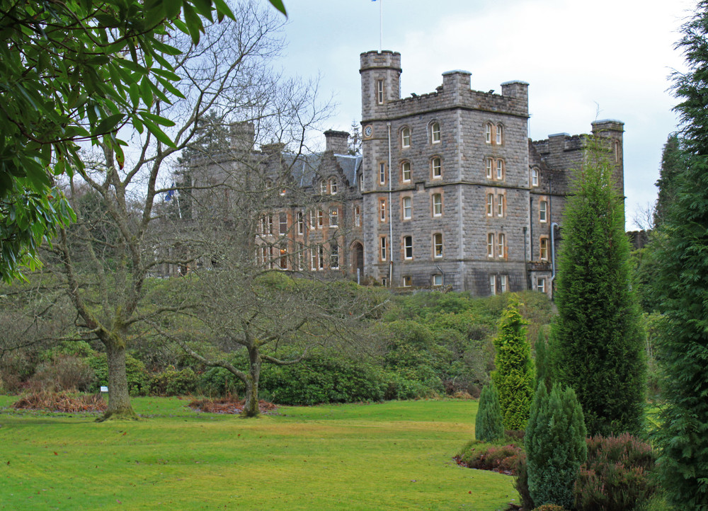 Inverlochy Castle and Gardens