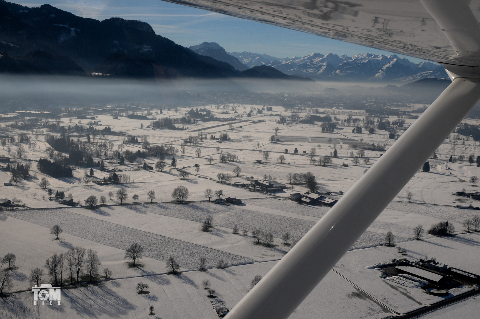 Inversion in den alpen