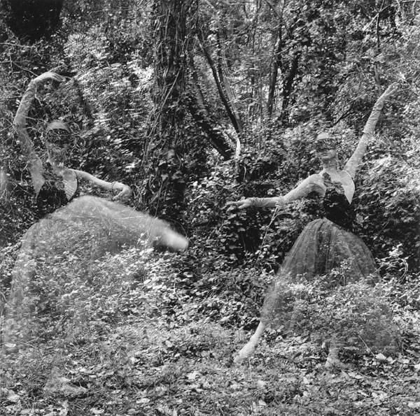 Invisible dance