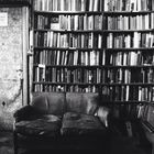 iphoneshot_shakespeare and company paris