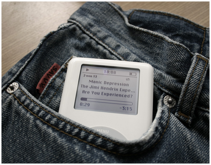 Ipod and blue Jeans ..