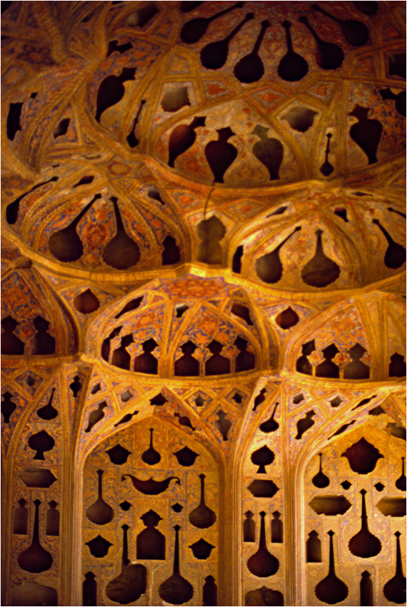 Iran 68 (34,11) Isfahan,Ali Qaopu