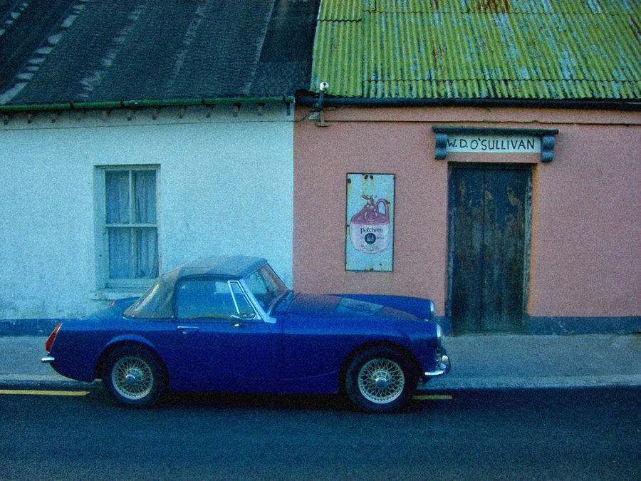 Ireland, Car