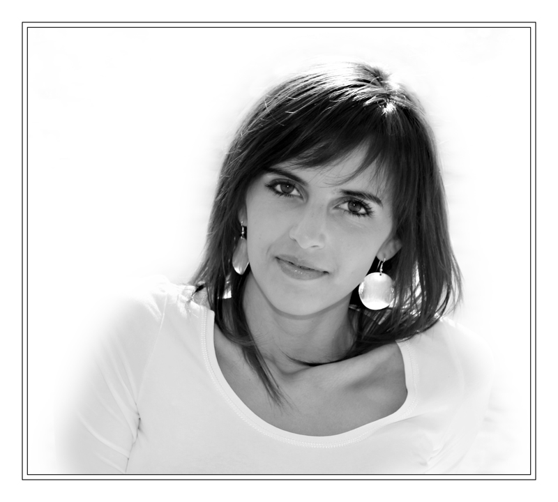 Irena Foto & Bild | portrait, portrait frauen, outdoor Bilder auf