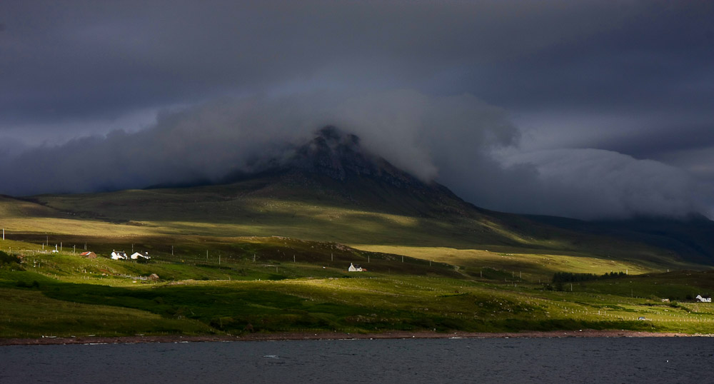 ... irgendwo in Schottland (abends) ...