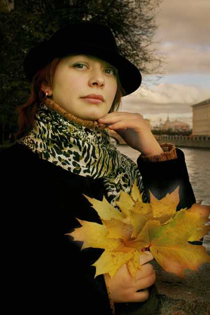 Irina autumn portrait in the Summer Garden