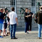 Irische Dudelsackspieler mit schottischen Instrumenten in Vorbereitung auf ein Konzert