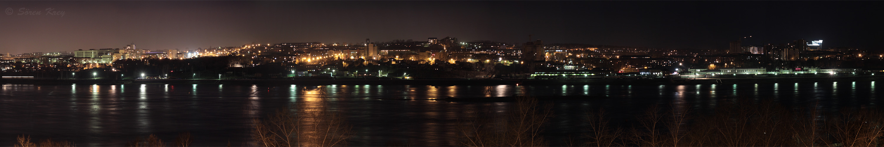 Irkutsk, linksseitiges Angara-Ufer in der Nacht