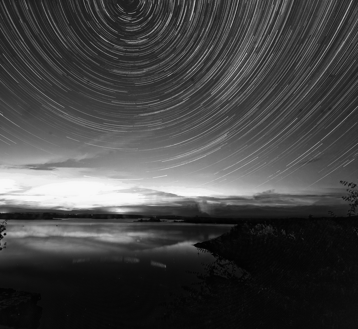 Irland bei Nacht