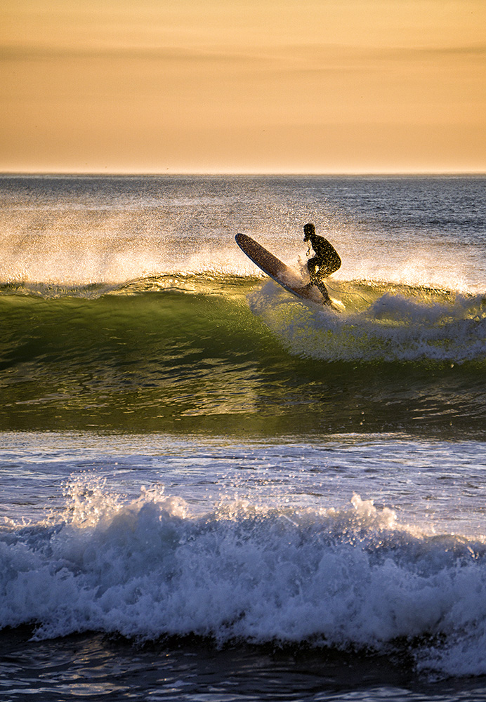 Irland - County Sligo - Strandhill Surfer