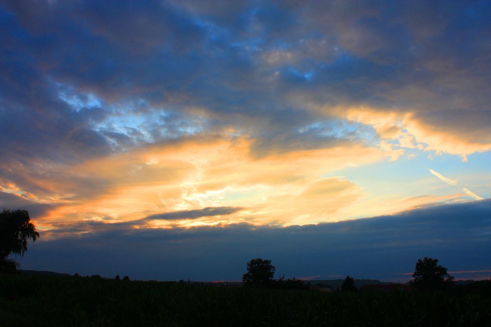 irres Farbspektakel am Himmel