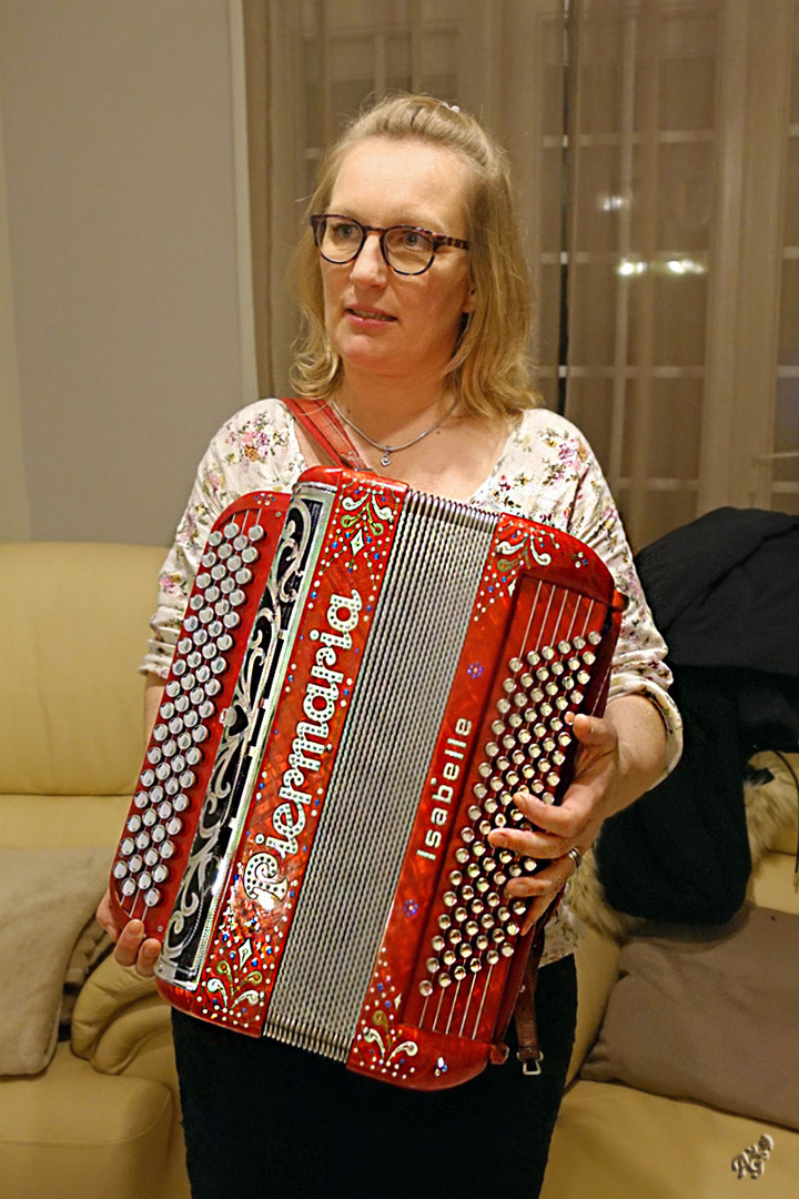 Isabelle, l'accordéoniste ....