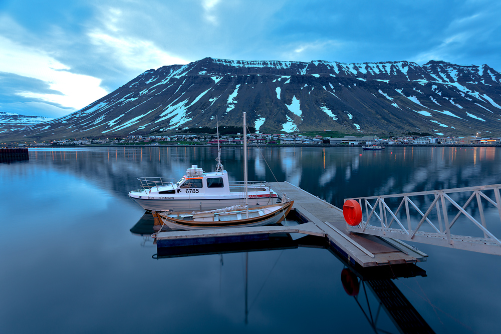 Isafjördur late night - Island #3040