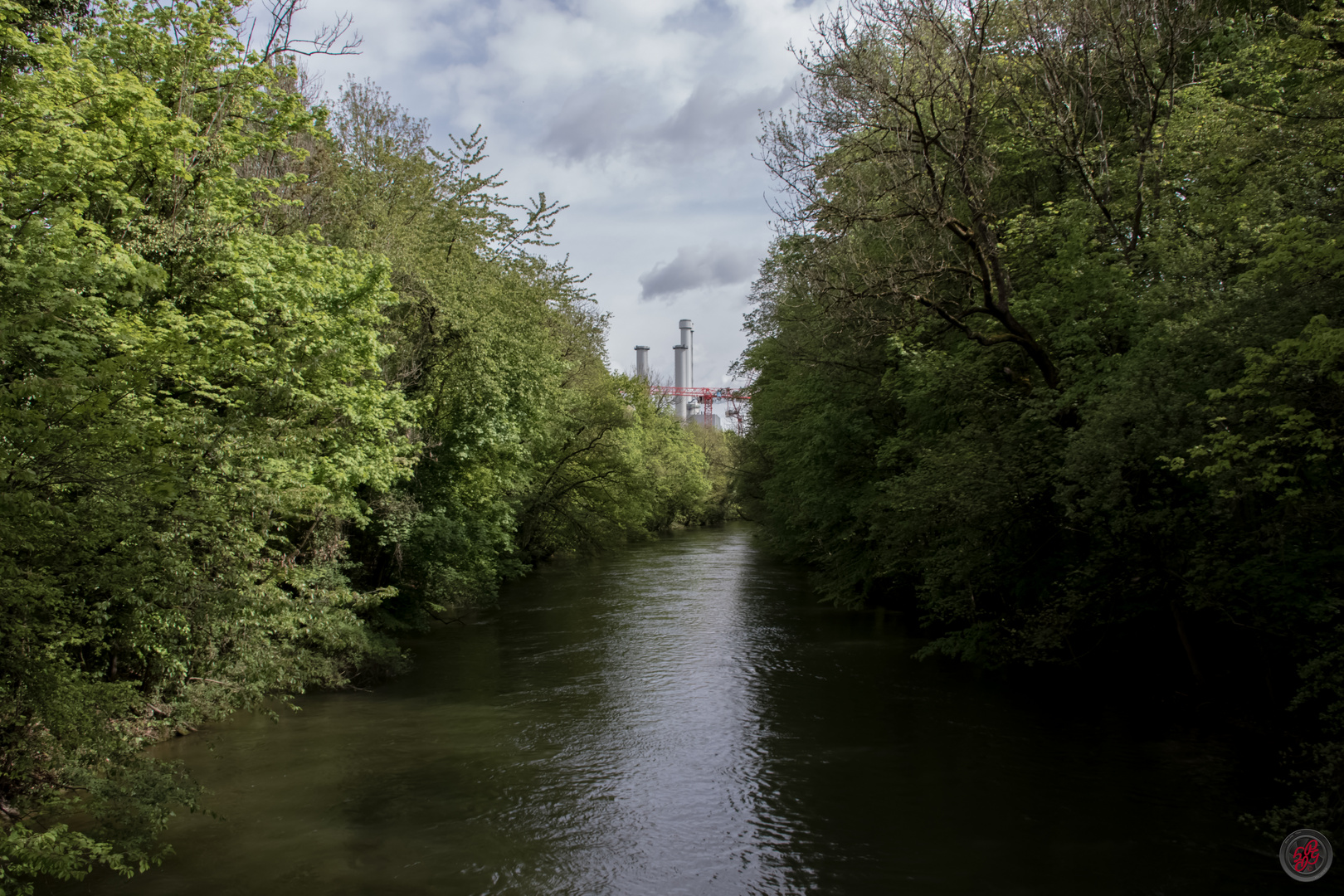 Isar-Auen mit Heizkraftwerk Süd, München