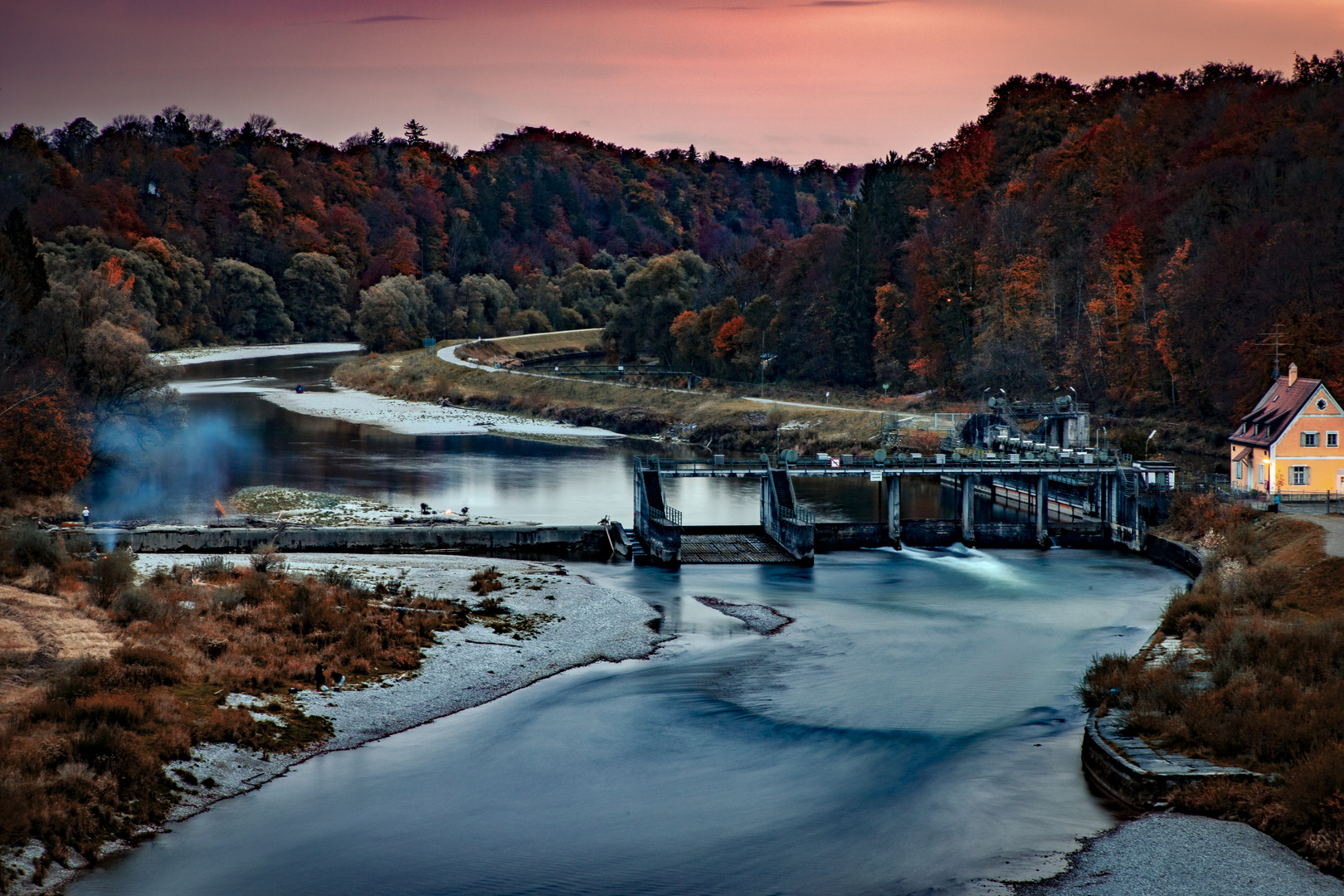 Isar in its autumn dress