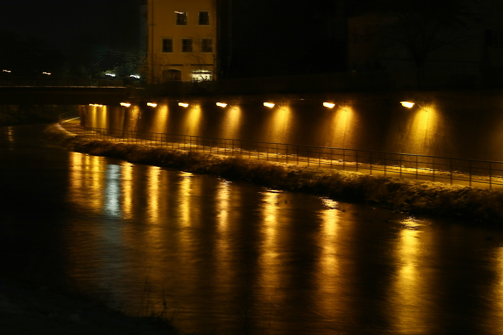 Isar in Landshut vor Sonnenaufgang