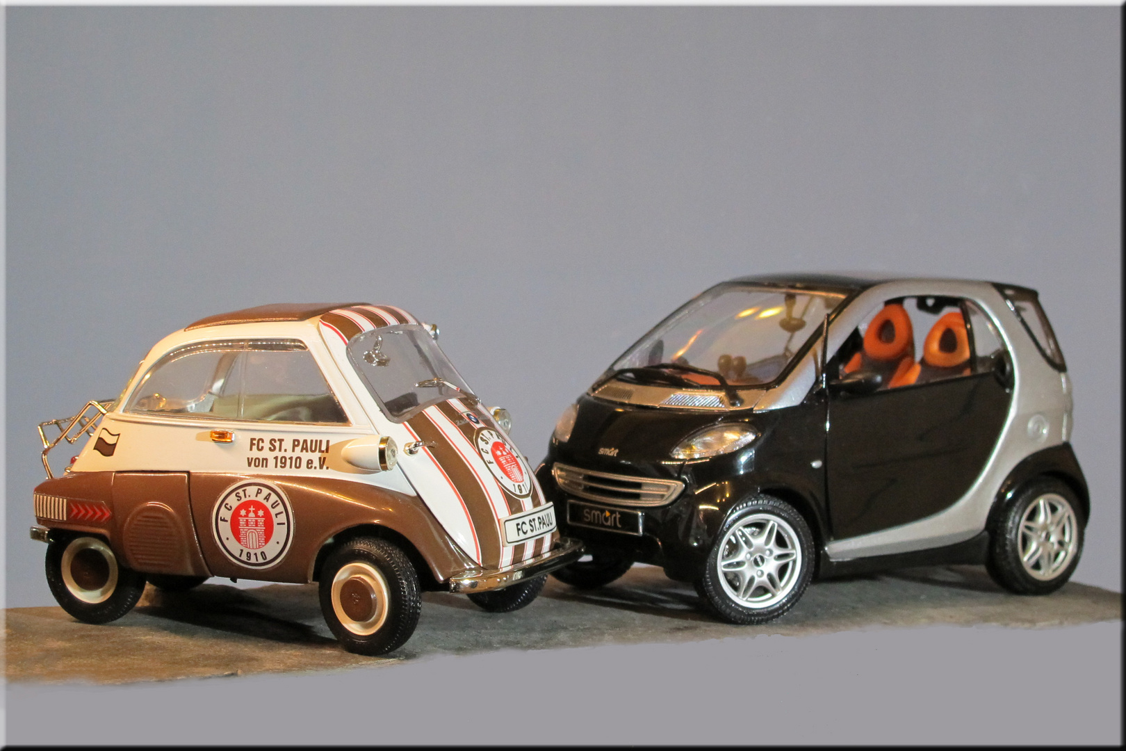 Isetta versus Smart