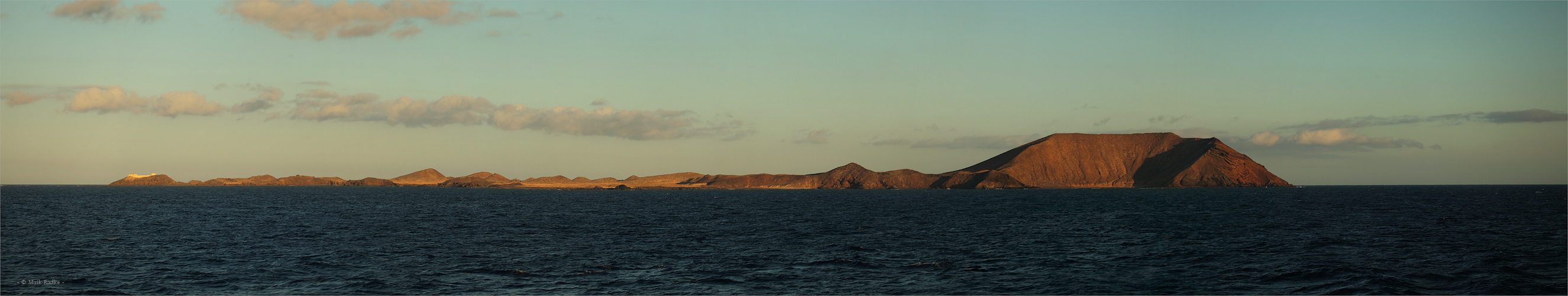 Isla de Lobos im ersten Sonnenlicht