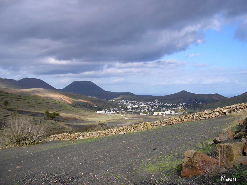 Isla de volcanes. Lanzarote 2004.