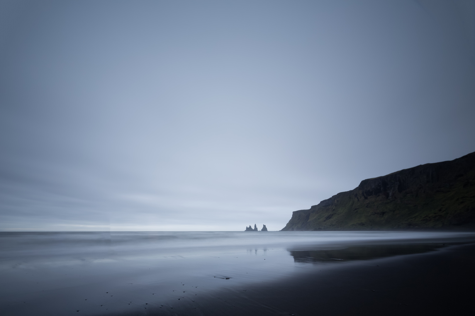 Island {21} Reynisdrangar