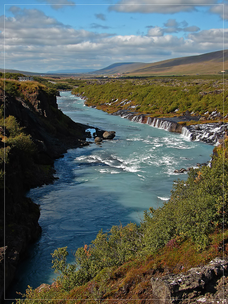 Island (22) - Lavawasserfälle Hraunfossar