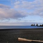 Island, die Basaltnadeln der Reynisdrangar 