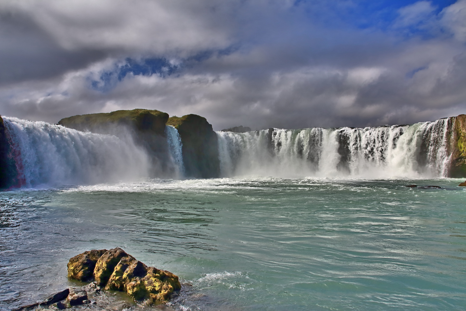 Island - Götterwasserfall (Godafoss)