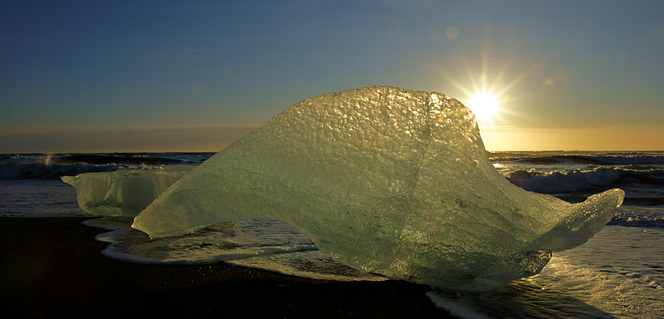 Island im Winter – Die magischen Brandungseisblöcke an der Südküste