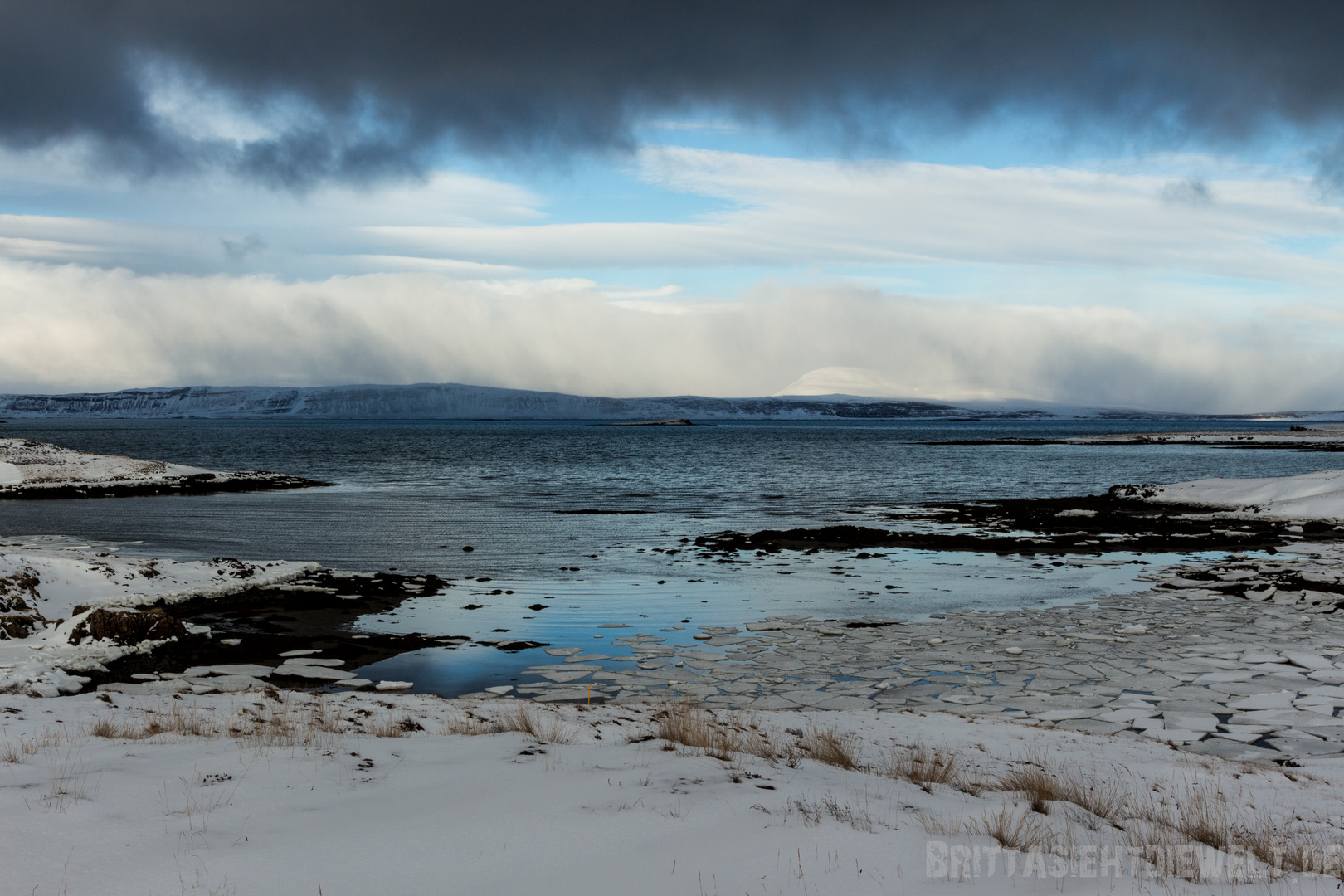 Island im Winter, dramatische Landschaft